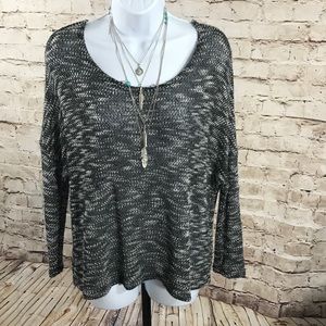 Entro long sleeve, lace back top.